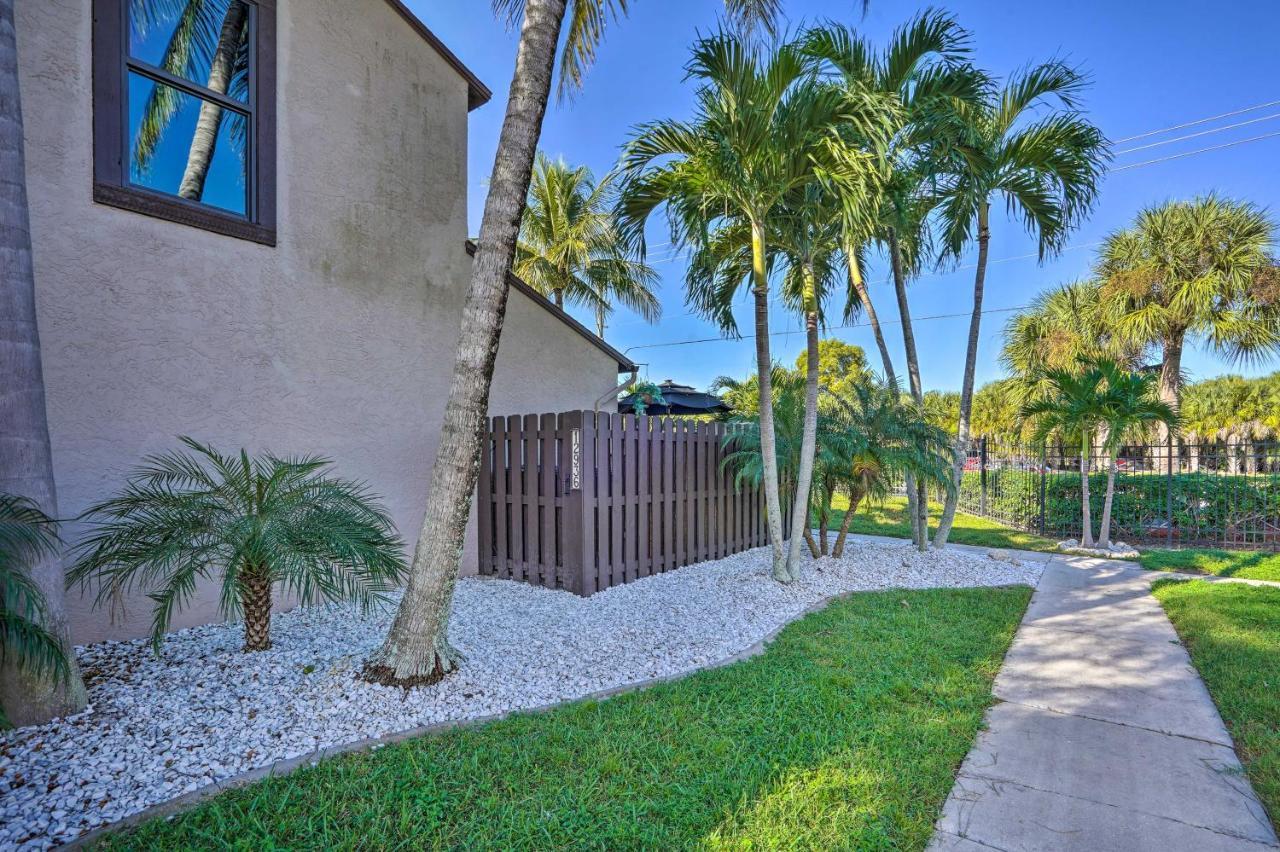 Chic Fort Myers Escape With Community Perks! エクステリア 写真